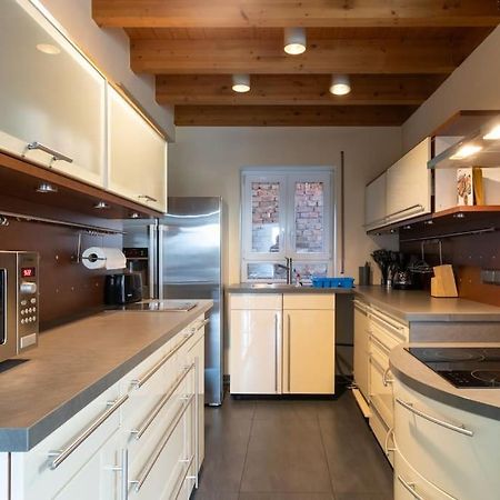 Maisonette-Wohnung Mit 5 Schlafzimmern Woerrstadt Екстер'єр фото