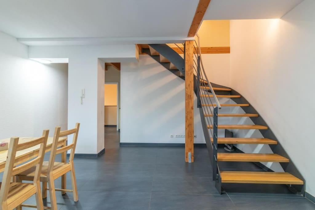 Maisonette-Wohnung Mit 5 Schlafzimmern Woerrstadt Екстер'єр фото